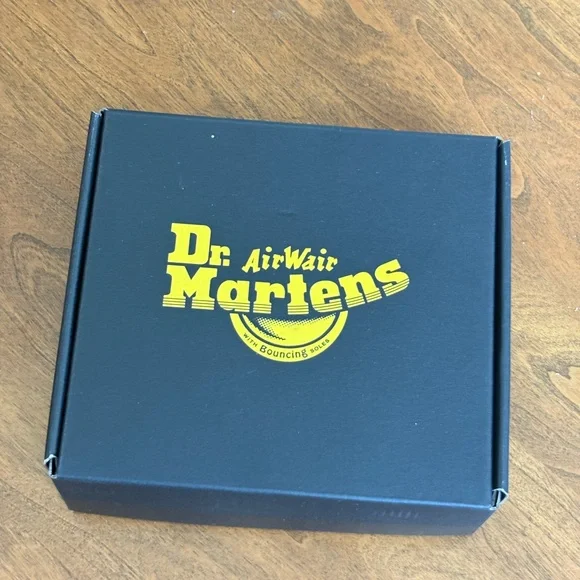 Dr Martens - Picture 3 of 5